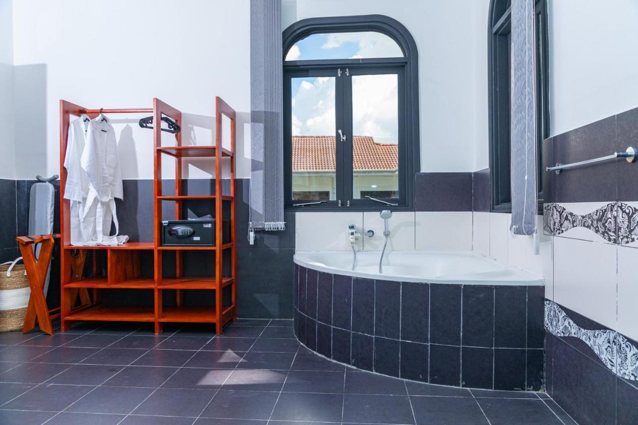 Upendo Boutique Hotel, Dar Es Salaam Exteriör bild