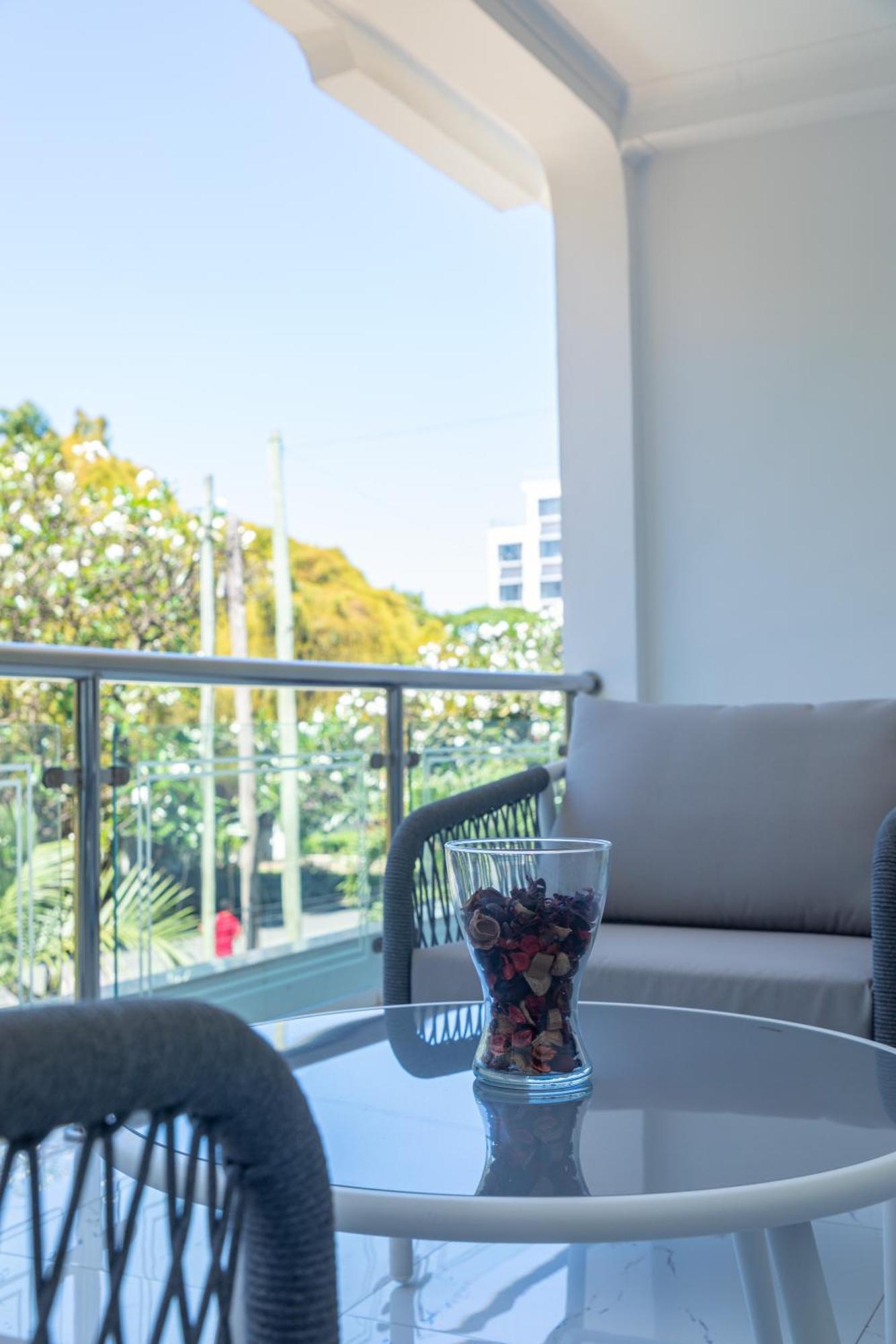 Upendo Boutique Hotel, Dar Es Salaam Exteriör bild